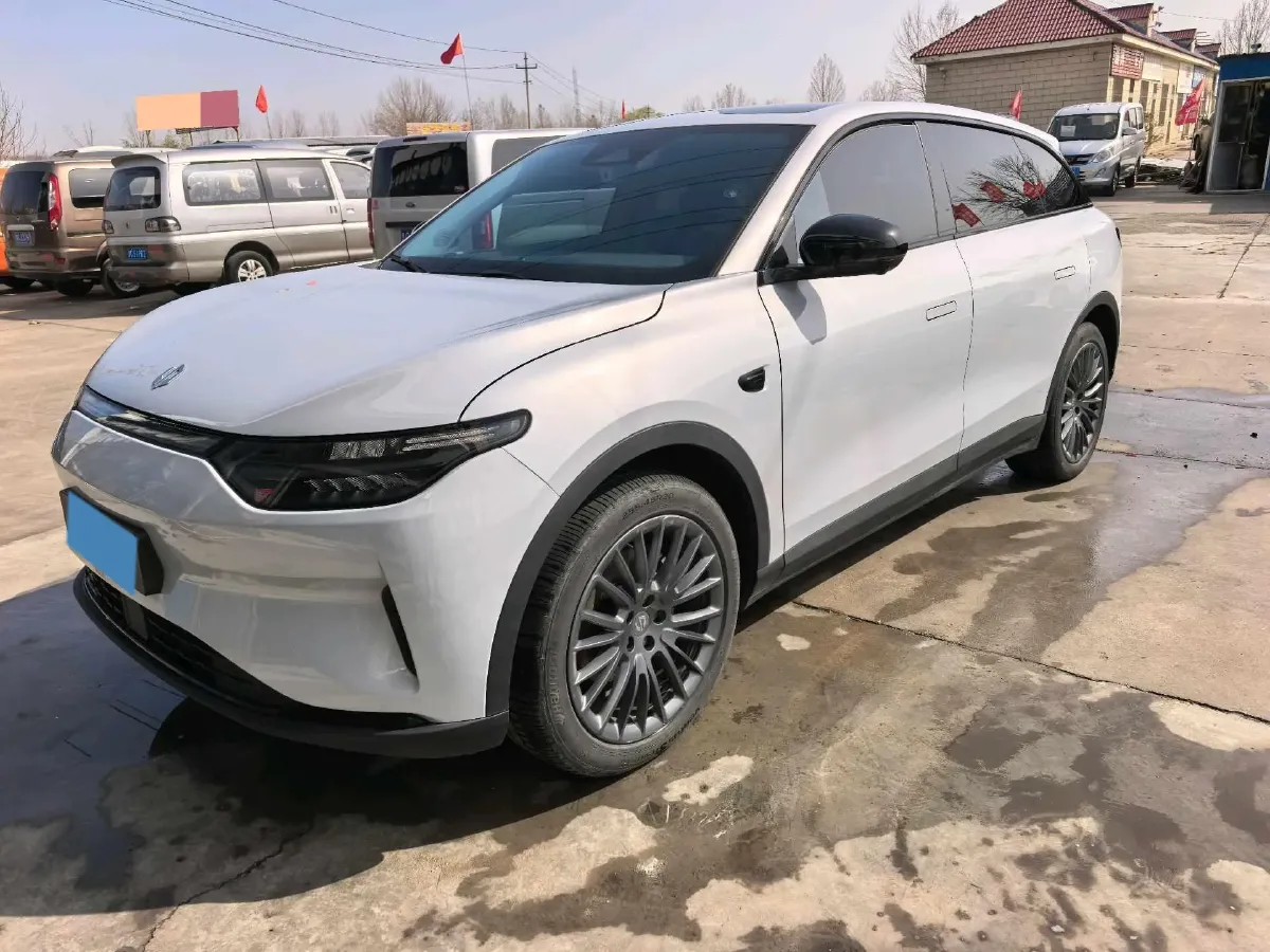 2023 Leapmotor C11 BEV 69.2KWH,autocango,china used car exporter,china ev exporter,chinese used car exporter,chinese used ev exporter