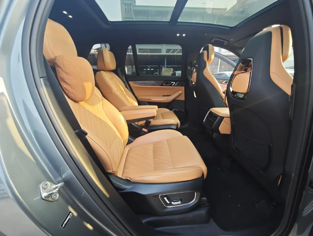 2021 Buick GL8 2.0T 237HP L4 9AT,autocango,china used car exporter,china ev exporter,chinese used car exporter,chinese used ev exporter