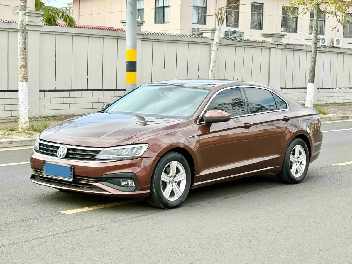 2019 Volkswagen T-Cross 1.4T 150HP L4 7DCT,autocango,china used car exporter,china ev exporter,chinese used car exporter,chinese used ev exporter