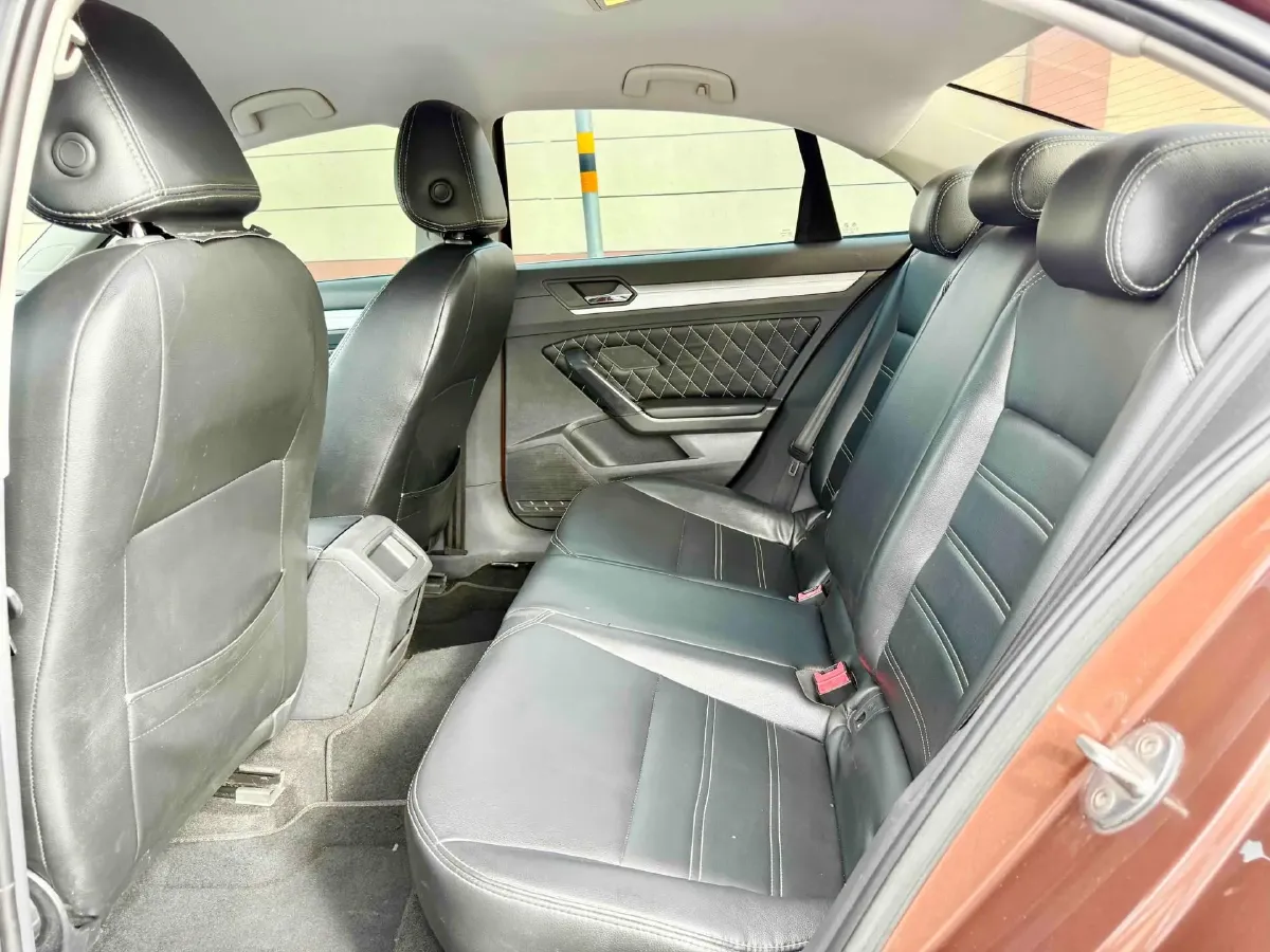 2019 Volkswagen T-Cross 1.4T 150HP L4 7DCT,autocango,china used car exporter,china ev exporter,chinese used car exporter,chinese used ev exporter