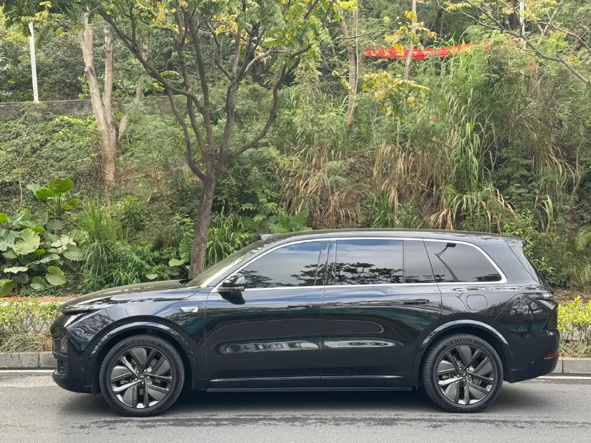 2024 Li L9 Range Extended 154HP REEV 52.3KWH,autocango,china used car exporter,china ev exporter,chinese used car exporter,chinese used ev exporter
