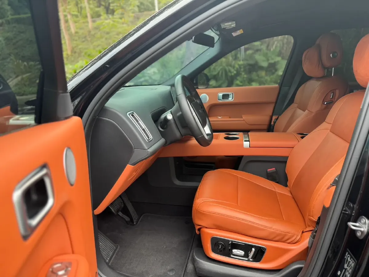 2024 Li L9 Range Extended 154HP REEV 52.3KWH,autocango,china used car exporter,china ev exporter,chinese used car exporter,chinese used ev exporter