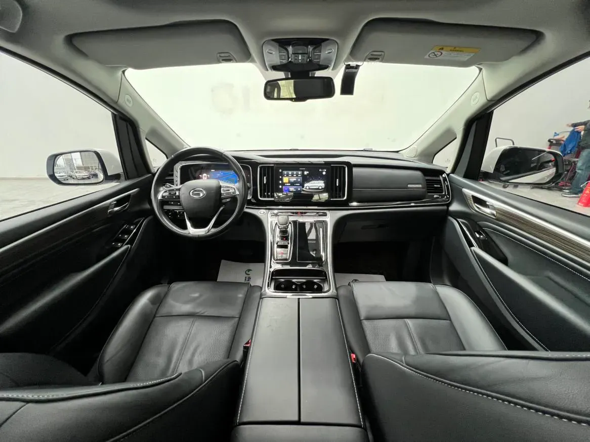 2021 GAC Trumpchi M8 2.0T 252HP L4 8AT,autocango,china used car exporter,china ev exporter,chinese used car exporter,chinese used ev exporter