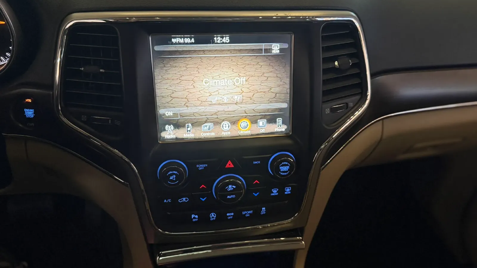 2017 Jeep Grand Cherokee 3.6L 286HP V6 8AT,autocango,china used car exporter,china ev exporter,chinese used car exporter,chinese used ev exporter