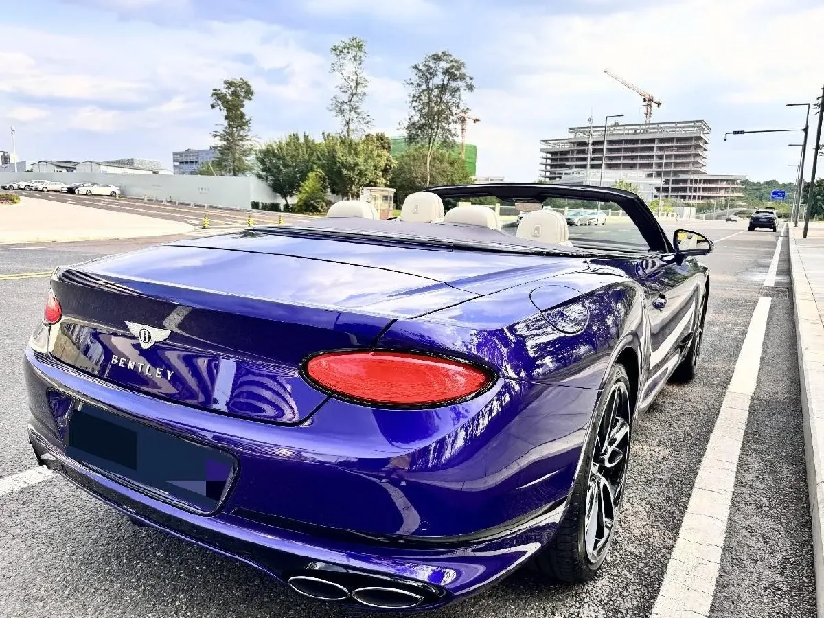 2023 Bentley Continental 4.0T 549HP V8 8DCT,autocango,china used car exporter,china ev exporter,chinese used car exporter,chinese used ev exporter