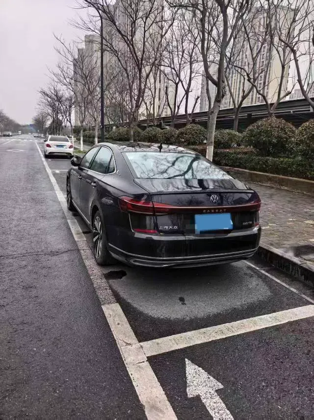 2022 Xpeng P7 BEV 60.2KWH,autocango,china used car exporter,china ev exporter,chinese used car exporter,chinese used ev exporter