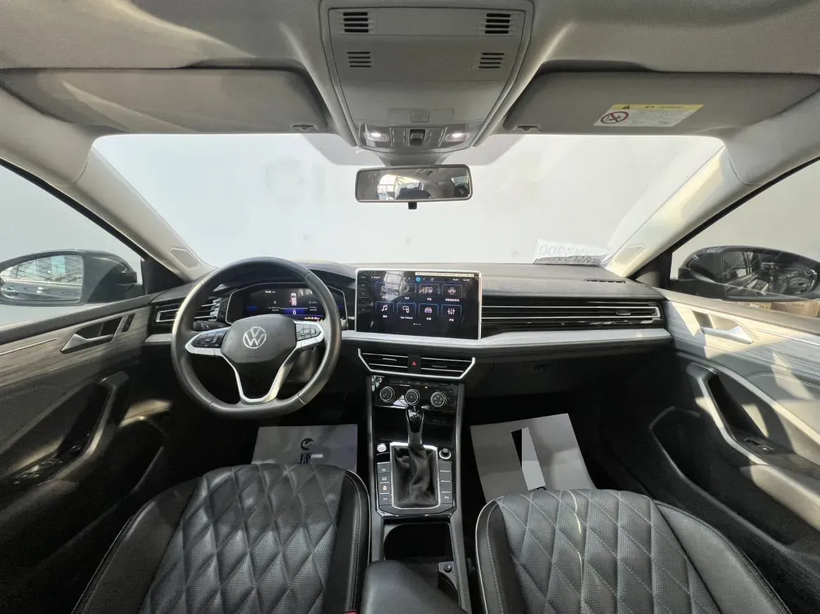 2024 Volkswagen Sagitar 1.5T 160HP L4 7DCT,autocango,china used car exporter,china ev exporter,chinese used car exporter,chinese used ev exporter