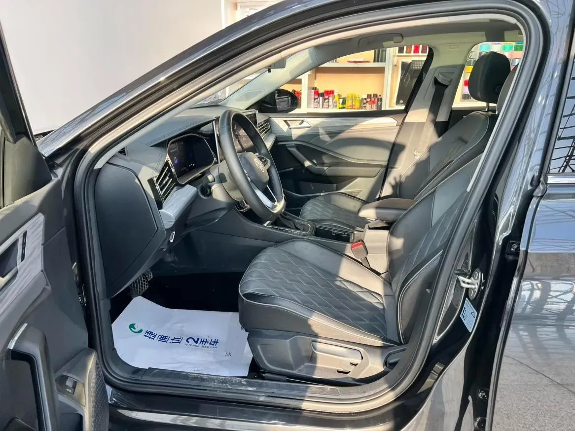 2024 Volkswagen Sagitar 1.5T 160HP L4 7DCT,autocango,china used car exporter,china ev exporter,chinese used car exporter,chinese used ev exporter