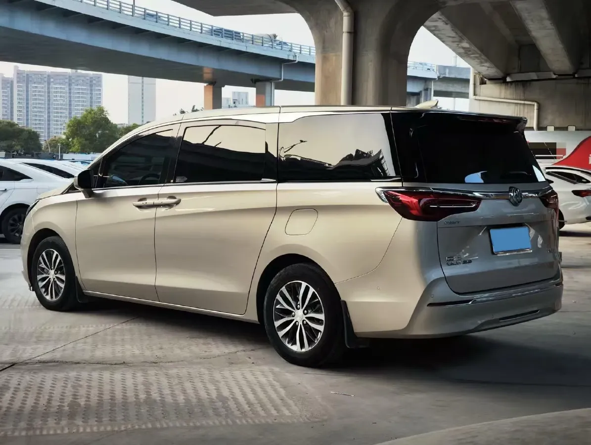 2021 Buick GL8 2.0T 237HP L4 9AT,autocango,china used car exporter,china ev exporter,chinese used car exporter,chinese used ev exporter