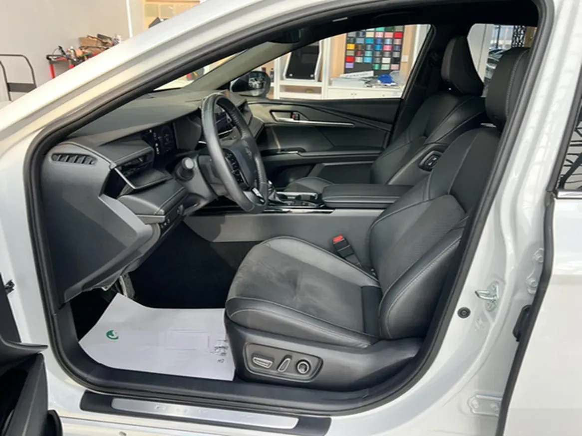 2024 Toyota Camry 2.0L 173HP L4 CVT,autocango,china used car exporter,china ev exporter,chinese used car exporter,chinese used ev exporter