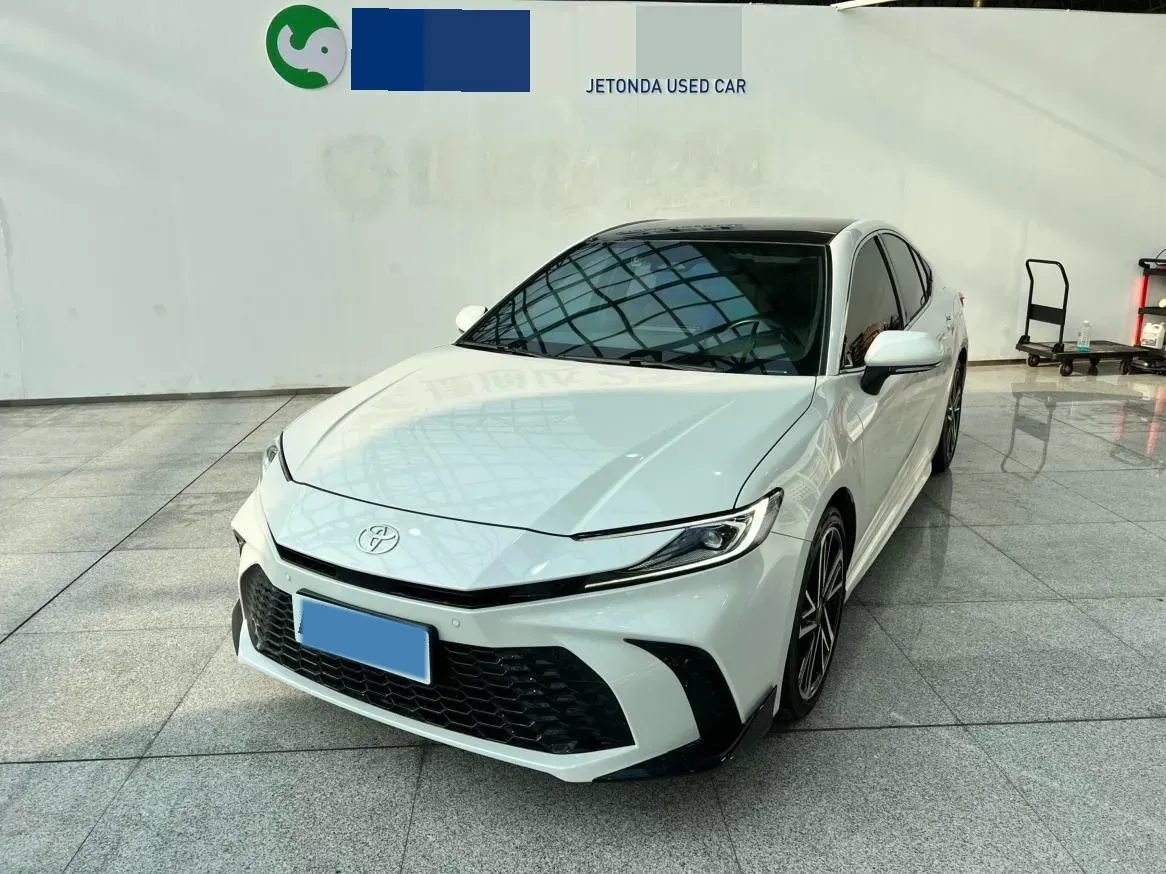 2024 Toyota Camry 2.0L 173HP L4 CVT,autocango,china used car exporter,china ev exporter,chinese used car exporter,chinese used ev exporter