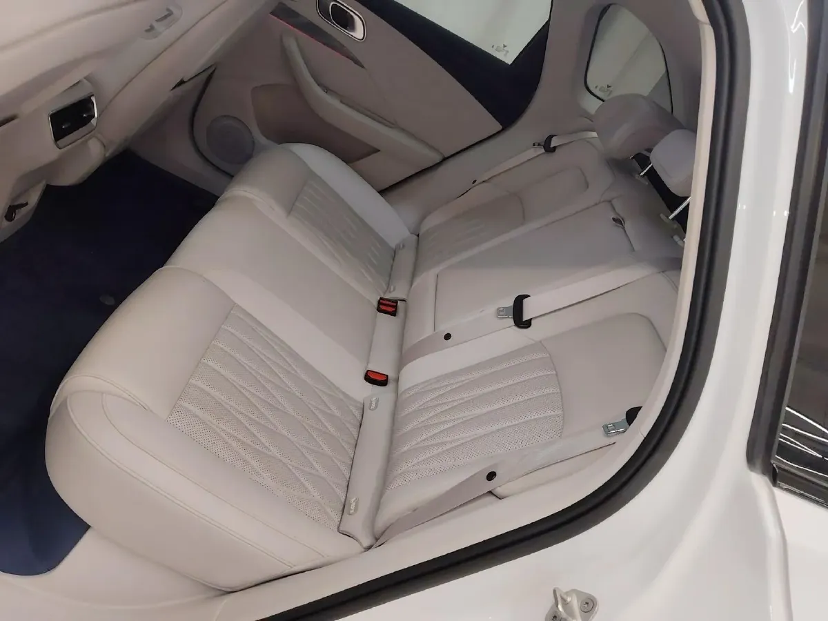 2024 Neta L 1.5L 91HP L4 REEV 40KWH,autocango,china used car exporter,china ev exporter,chinese used car exporter,chinese used ev exporter