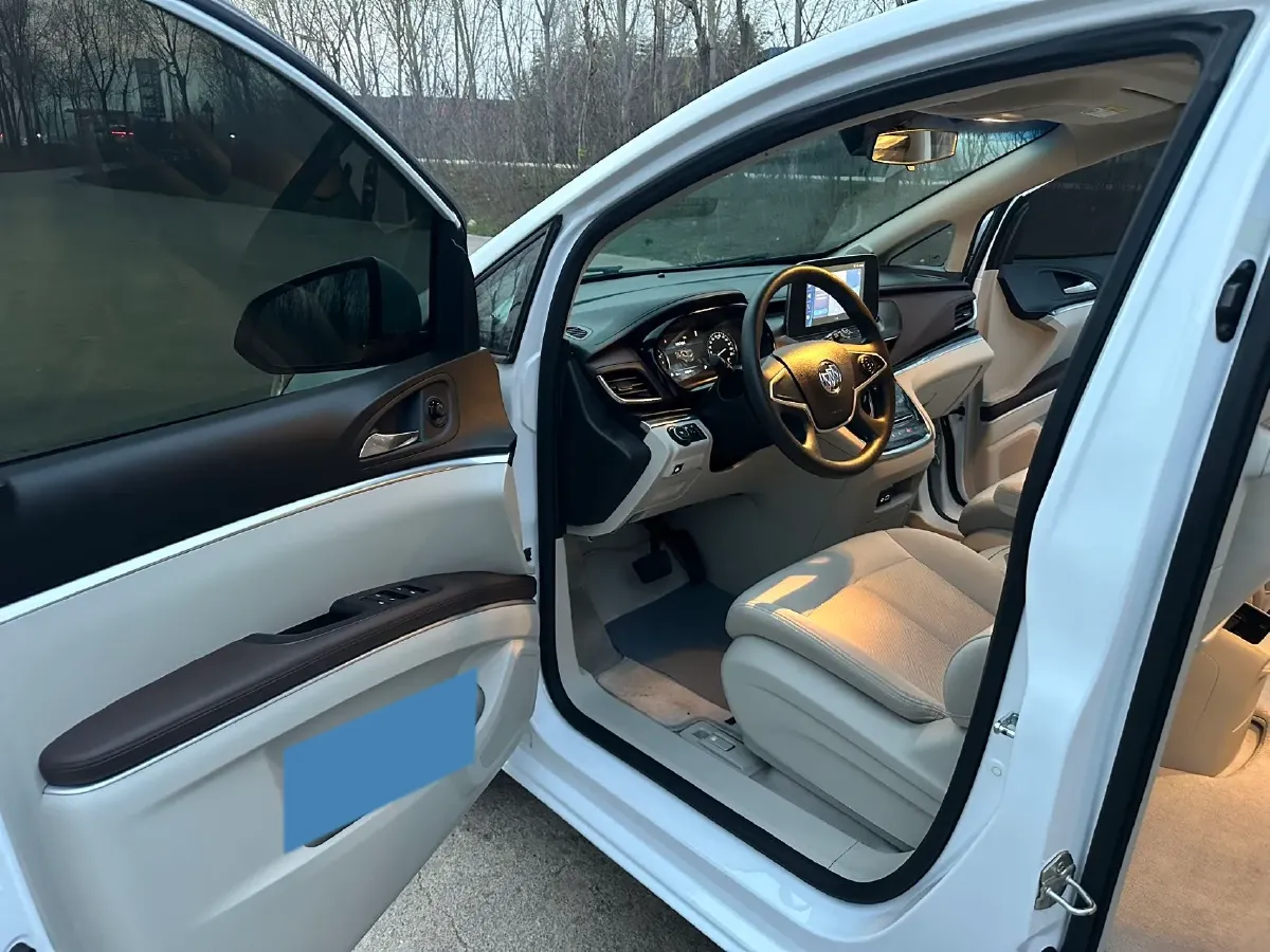 2022 Buick GL8 2.0T 237HP L4 9AT,autocango,china used car exporter,china ev exporter,chinese used car exporter,chinese used ev exporter