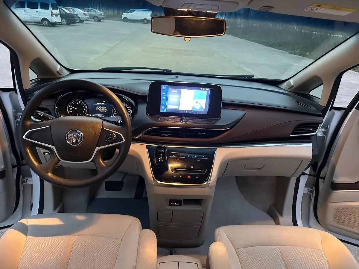 2022 Buick GL8 2.0T 237HP L4 9AT,autocango,china used car exporter,china ev exporter,chinese used car exporter,chinese used ev exporter