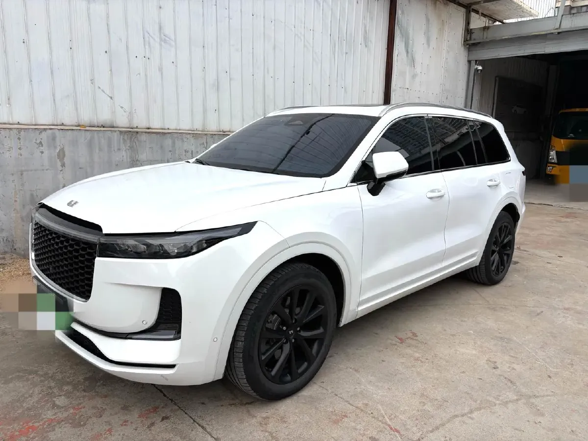 2021 Li ONE Range Extended 131HP REEV 40.5KWH,autocango,china used car exporter,china ev exporter,chinese used car exporter,chinese used ev exporter