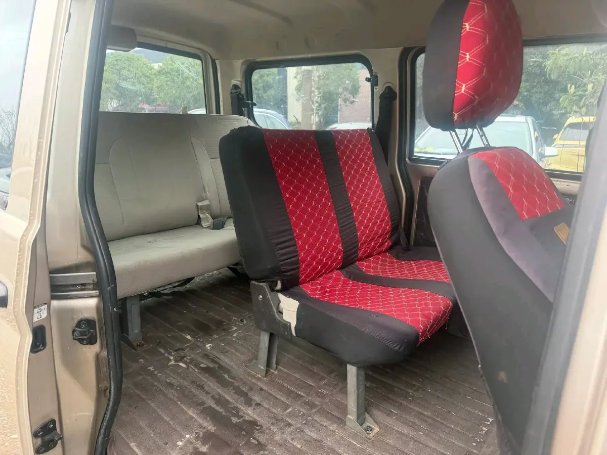 2014 WuLing RongGuang 1.5L 107HP L4 5MT,autocango,china used car exporter,china ev exporter,chinese used car exporter,chinese used ev exporter