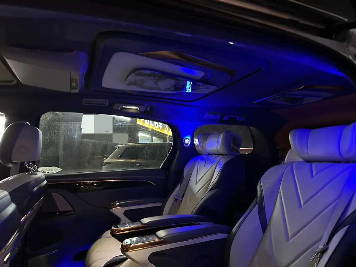 2021 Buick GL8 2.0T 237HP L4 9AT,autocango,china used car exporter,china ev exporter,chinese used car exporter,chinese used ev exporter