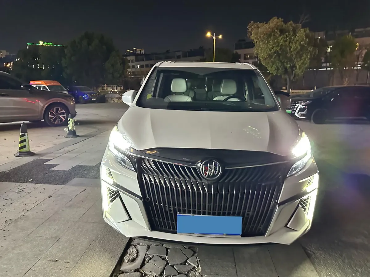 2021 Buick GL8 2.0T 237HP L4 9AT,autocango,china used car exporter,china ev exporter,chinese used car exporter,chinese used ev exporter
