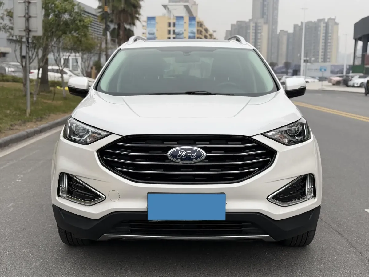 2020 Ford Edge 2.0T 245HP L4 8AT,autocango,china used car exporter,china ev exporter,chinese used car exporter,chinese used ev exporter
