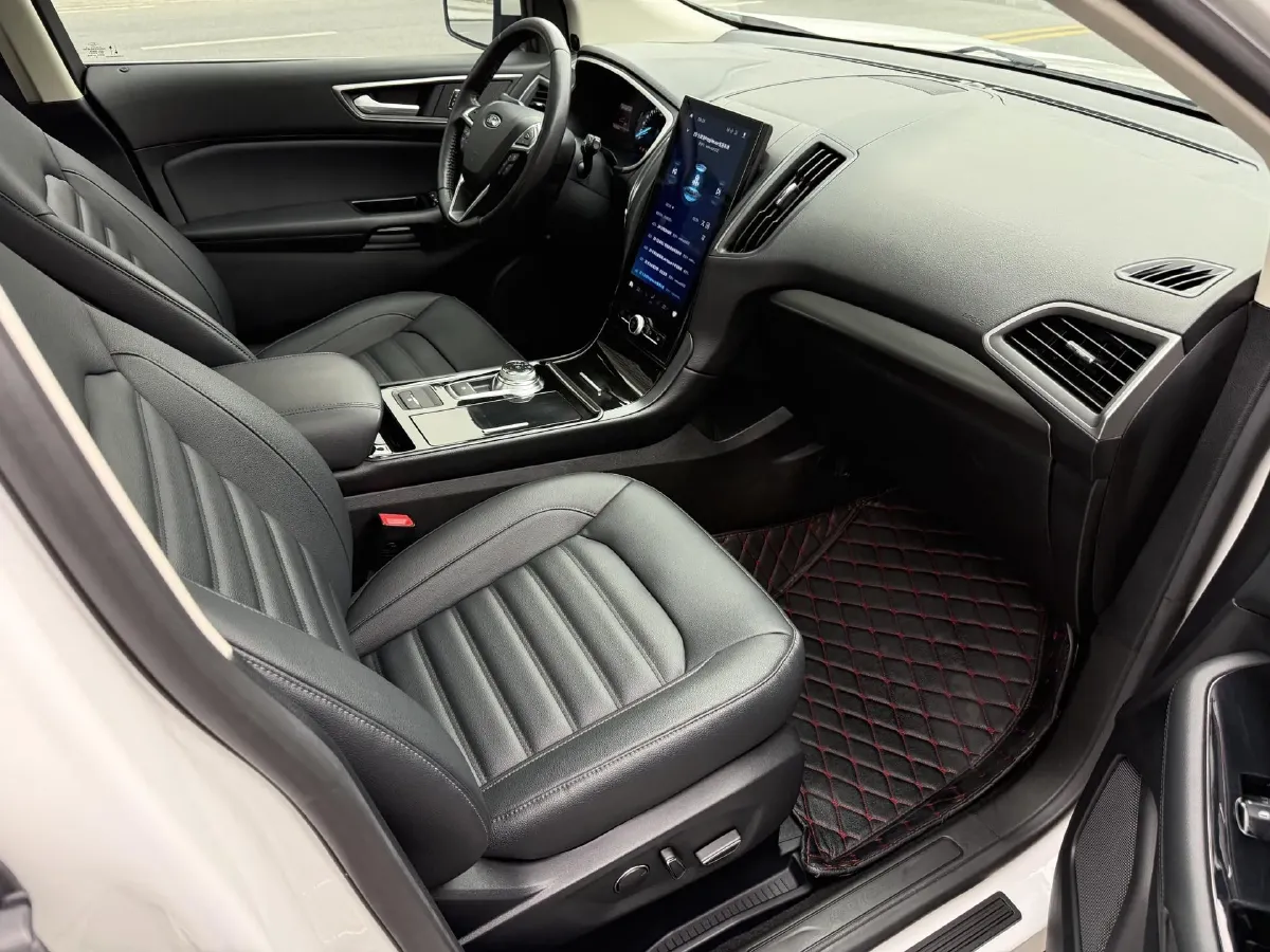 2020 Ford Edge 2.0T 245HP L4 8AT,autocango,china used car exporter,china ev exporter,chinese used car exporter,chinese used ev exporter