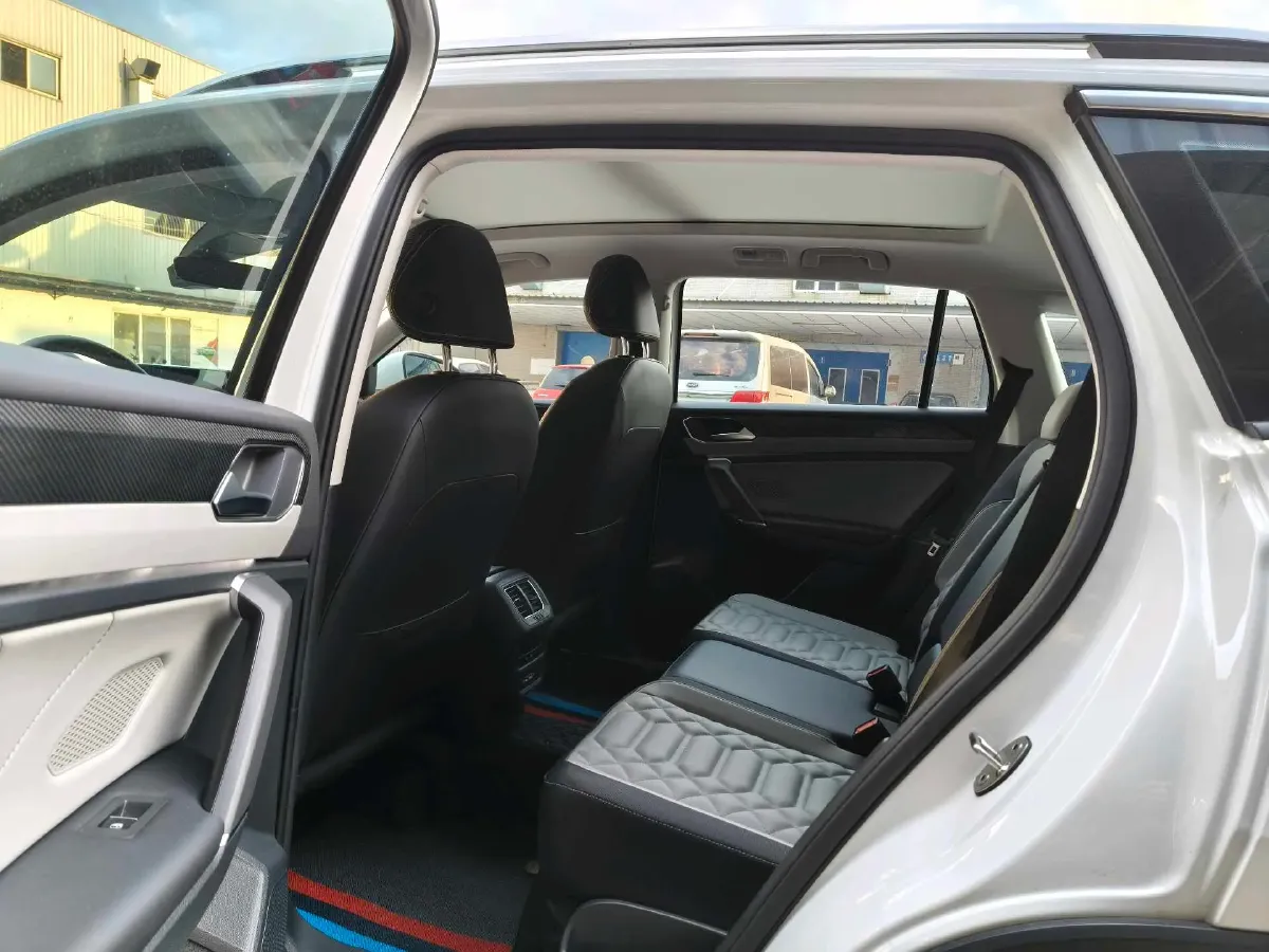 2023 Volkswagen Tayron 1.4T 150HP L4 7DCT,autocango,china used car exporter,china ev exporter,chinese used car exporter,chinese used ev exporter