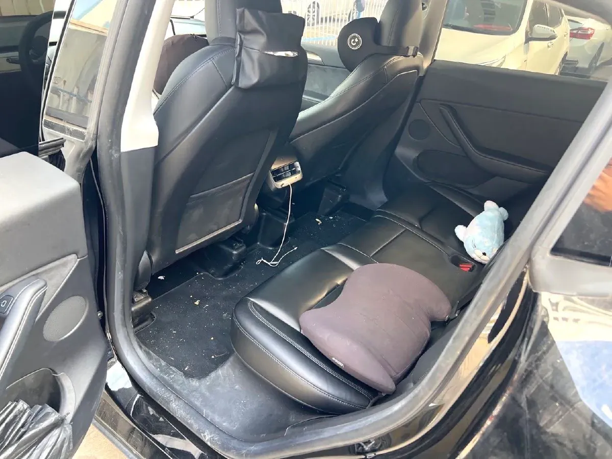 2022 Tesla Model Y BEV 60KWH,autocango,china used car exporter,china ev exporter,chinese used car exporter,chinese used ev exporter