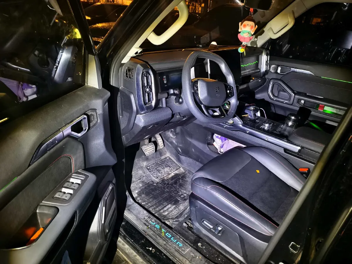 2024 Jetour ShanHai TravellerC-DM 1.5T 156HP L4 3DHT PHEV 26.7KWH,autocango,china used car exporter,china ev exporter,chinese used car exporter,chinese used ev exporter