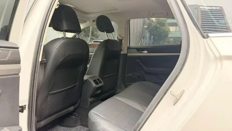 2021 Volkswagen Lavida 1.5L 113HP L4 6AT,autocango,china used car exporter,china ev exporter,chinese used car exporter,chinese used ev exporter