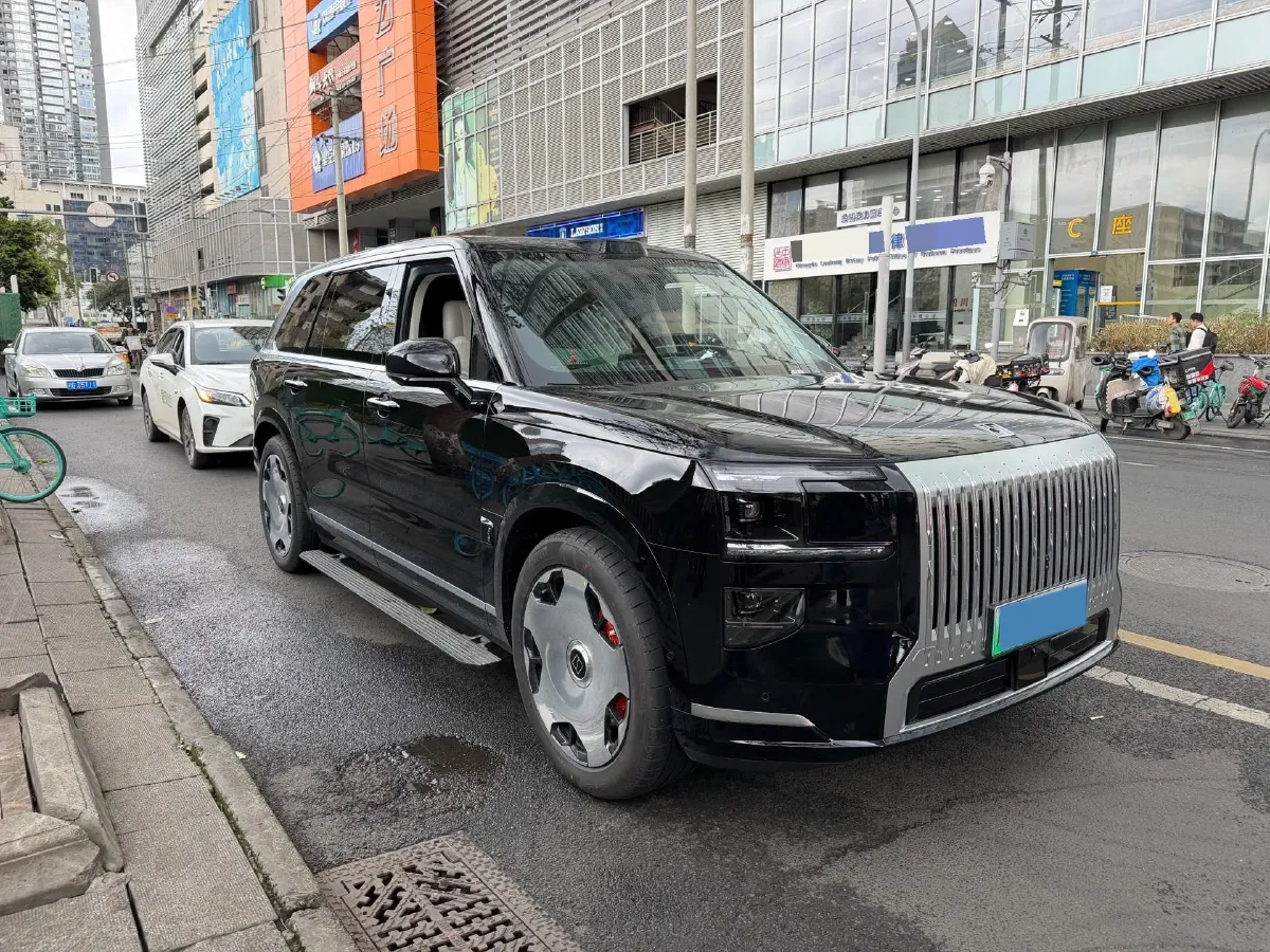 2025 Zeekr 9X 2.0T 279HP L4 1DHT PHEV,autocango,china used car exporter,china ev exporter,chinese used car exporter,chinese used ev exporter
