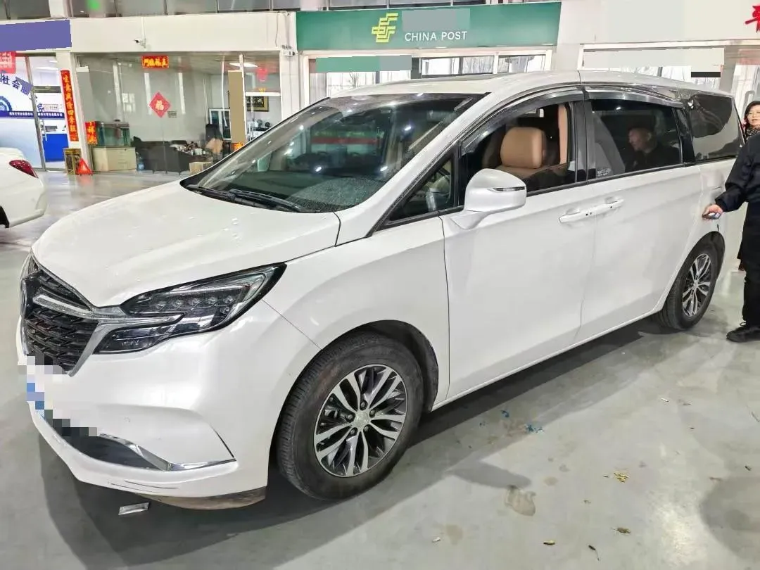 2021 Buick GL8 2.0T 237HP L4 9AT,autocango,china used car exporter,china ev exporter,chinese used car exporter,chinese used ev exporter