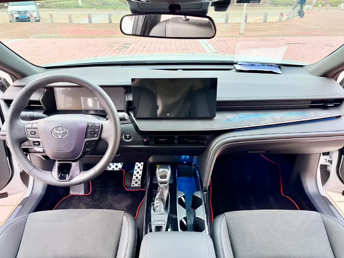 2024 Toyota Camry 2.0L 152HP L4 E-CVT Hybrid,autocango,china used car exporter,china ev exporter,chinese used car exporter,chinese used ev exporter