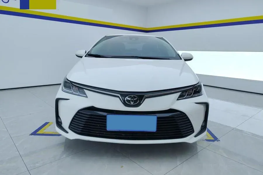 2019 Toyota Corolla 1.2T 116HP L4 CVT,autocango,china used car exporter,china ev exporter,chinese used car exporter,chinese used ev exporter
