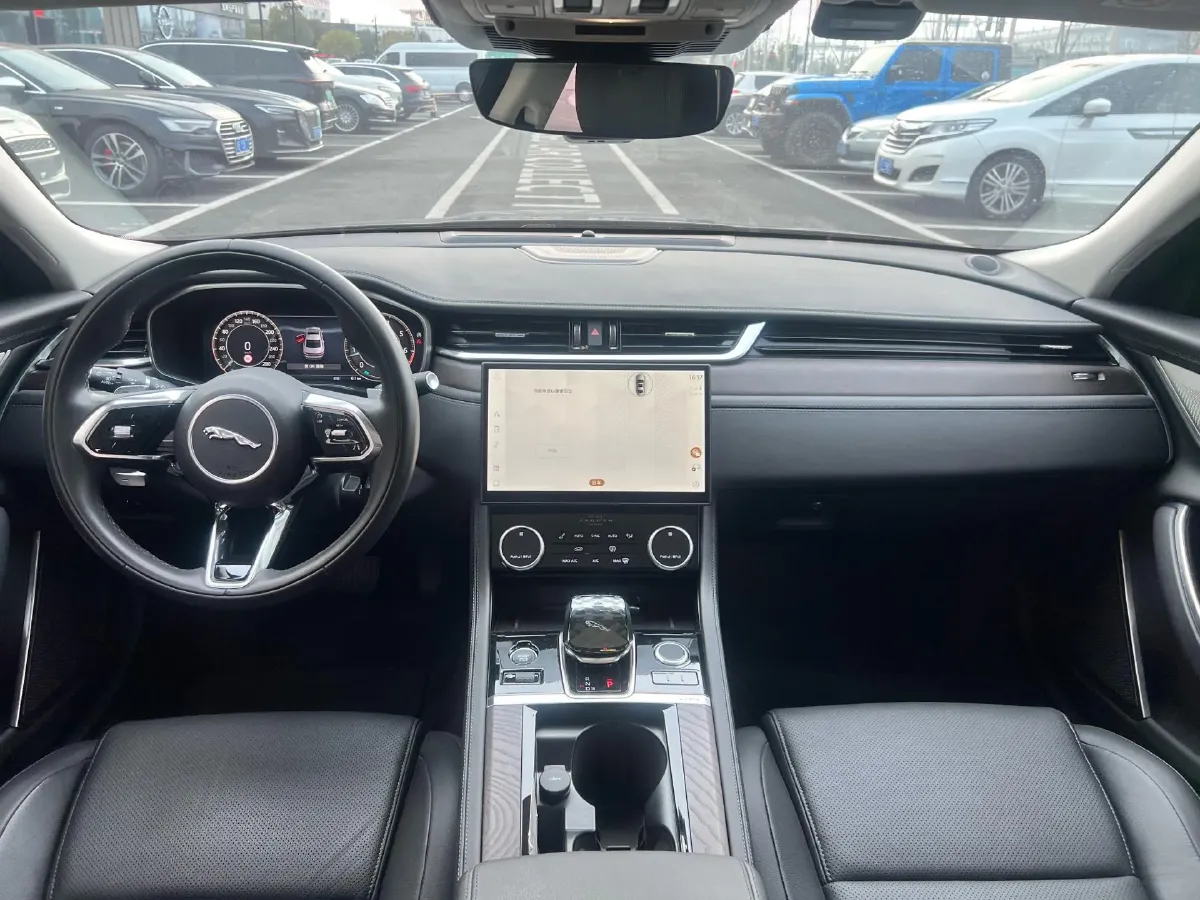 2024 Jaguar XFL 2.0T 250HP L4 8AT,autocango,china used car exporter,china ev exporter,chinese used car exporter,chinese used ev exporter