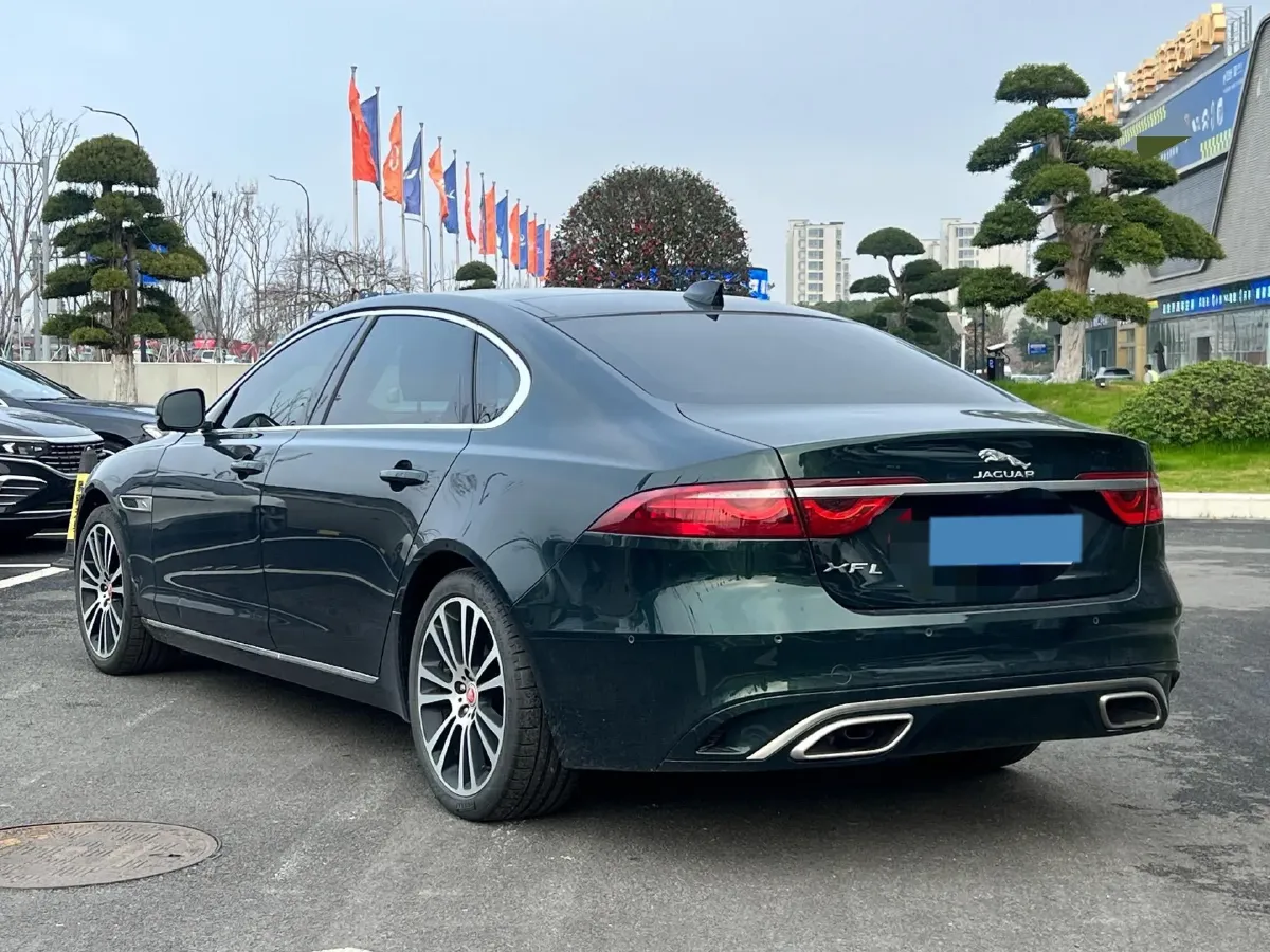 2024 Jaguar XFL 2.0T 250HP L4 8AT,autocango,china used car exporter,china ev exporter,chinese used car exporter,chinese used ev exporter
