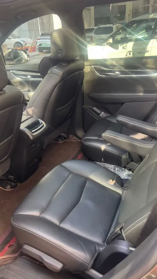 2019 Cadillac CT6 2.0T 241HP L4 10AT,autocango,china used car exporter,china ev exporter,chinese used car exporter,chinese used ev exporter