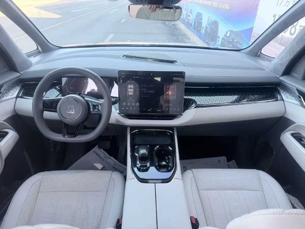 2022 Zeekr 009 BEV 116KWH,autocango,china used car exporter,china ev exporter,chinese used car exporter,chinese used ev exporter