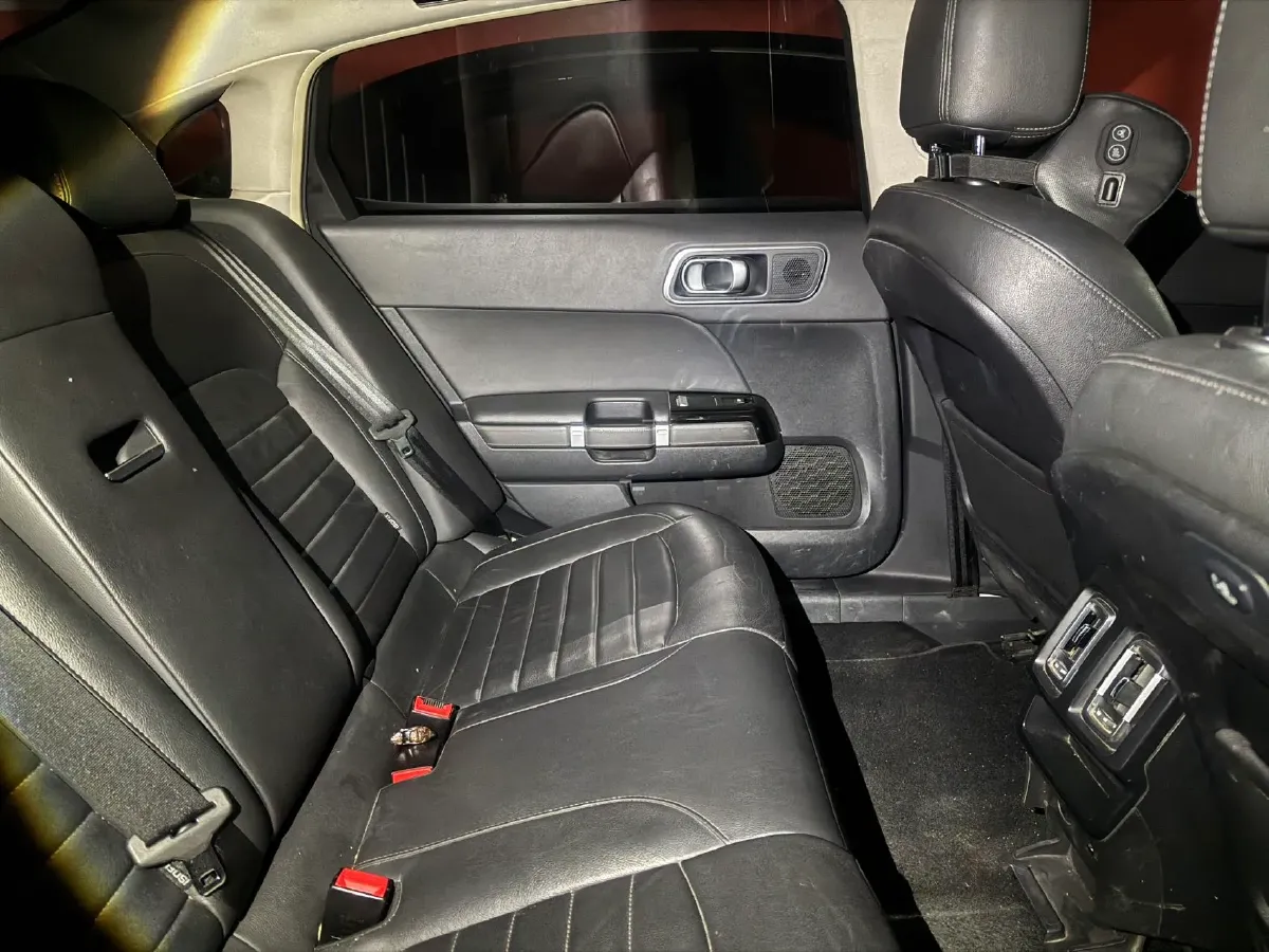 2017 Citroen C6 1.8T 204HP L4 6AT,autocango,china used car exporter,china ev exporter,chinese used car exporter,chinese used ev exporter