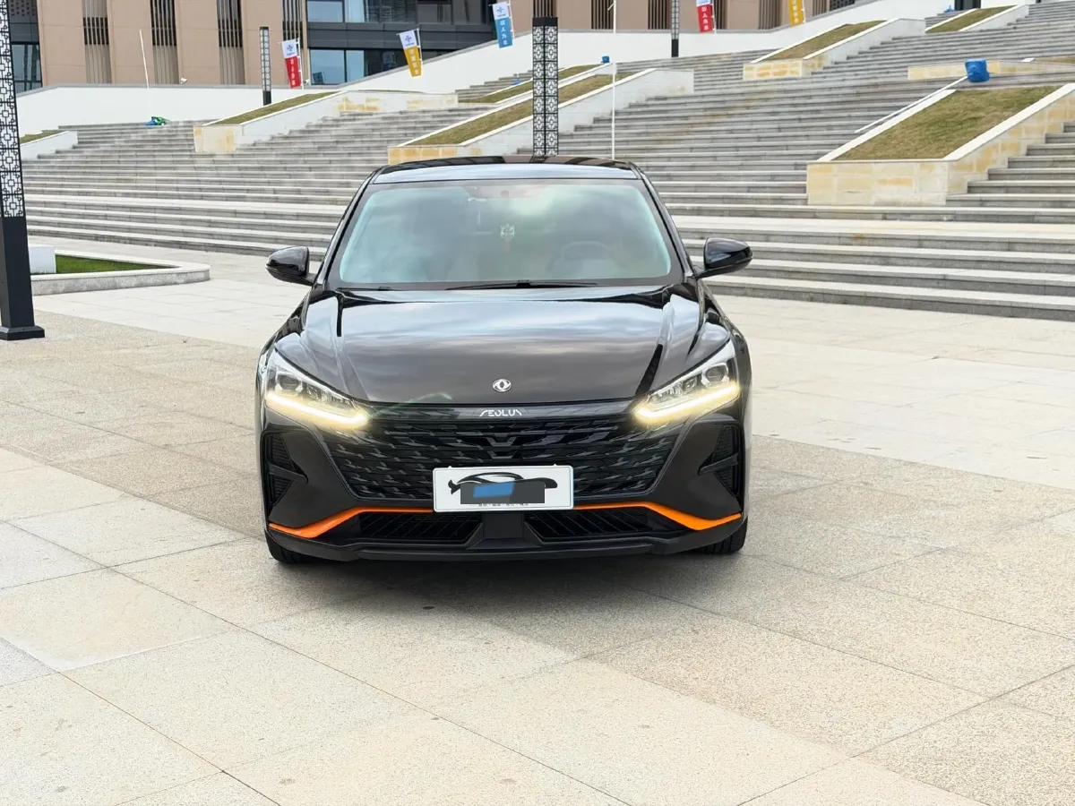 2023 DongFeng Aeolus YiXuan 1.5L 125HP L4 6DCT,autocango,china used car exporter,china ev exporter,chinese used car exporter,chinese used ev exporter