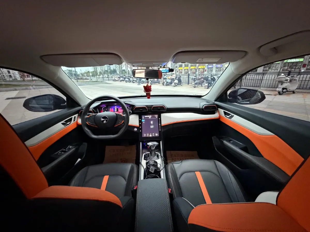 2023 DongFeng Aeolus YiXuan 1.5L 125HP L4 6DCT,autocango,china used car exporter,china ev exporter,chinese used car exporter,chinese used ev exporter