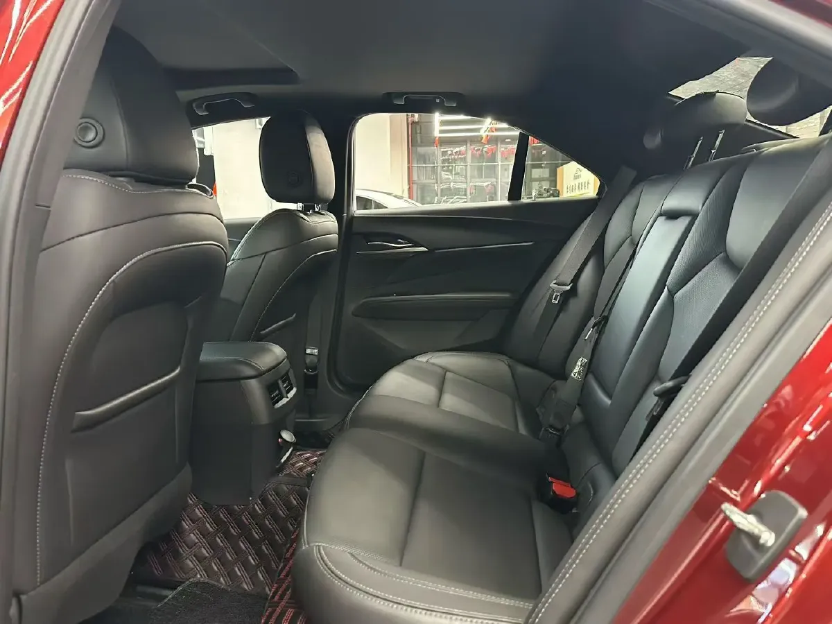 2021 Cadillac CT4 2.0T 237HP L4 8AT,autocango,china used car exporter,china ev exporter,chinese used car exporter,chinese used ev exporter