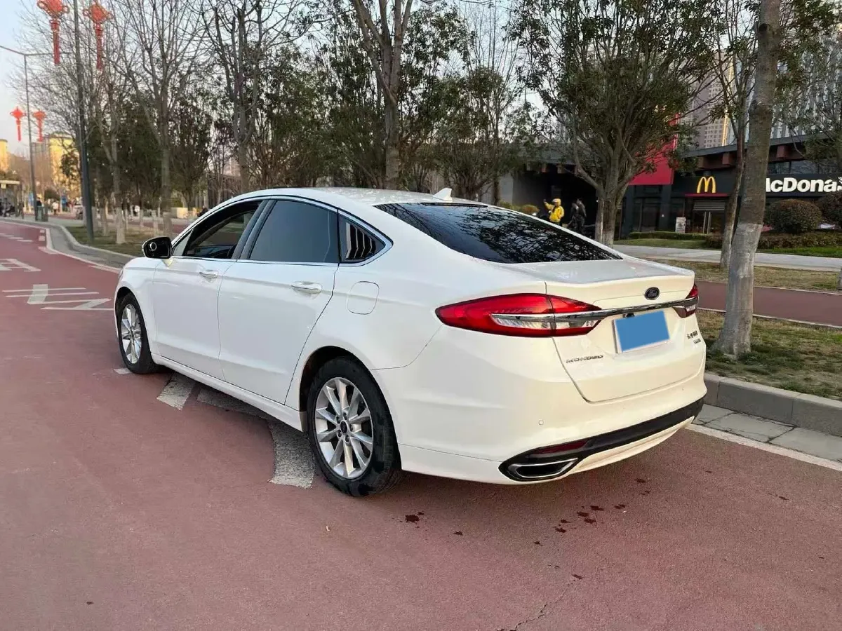 2017 Ford Mondeo 2.0T 204HP L4 6AT,autocango,china used car exporter,china ev exporter,chinese used car exporter,chinese used ev exporter