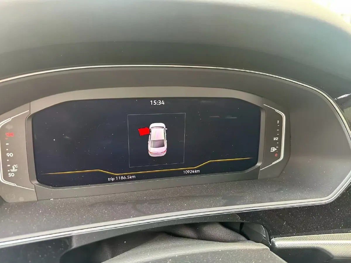 2024 Volkswagen Passat 2.0T 186HP L4 7DCT,autocango,china used car exporter,china ev exporter,chinese used car exporter,chinese used ev exporter