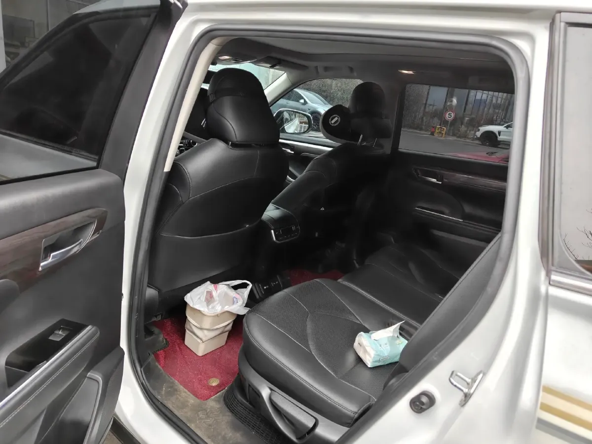 2022 Toyota Highlander 2.5L 192HP L4 E-CVT Hybrid,autocango,china used car exporter,china ev exporter,chinese used car exporter,chinese used ev exporter