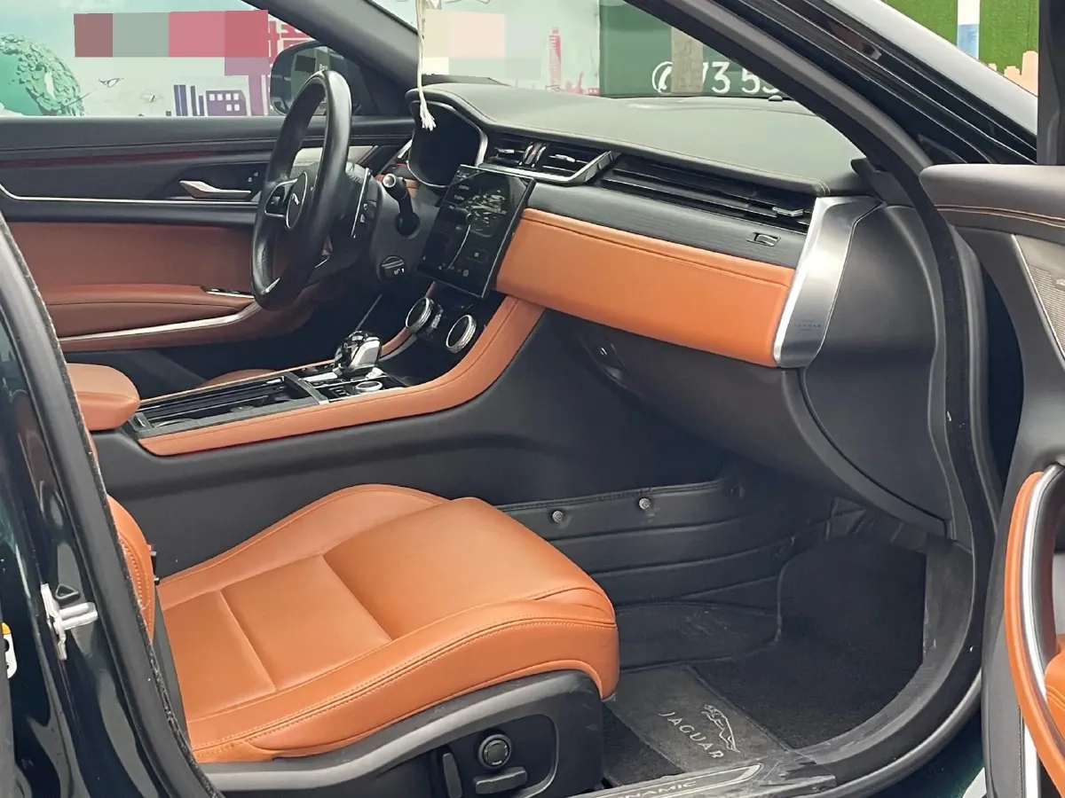 2023 Jaguar XFL 2.0T 250HP L4 8AT,autocango,china used car exporter,china ev exporter,chinese used car exporter,chinese used ev exporter