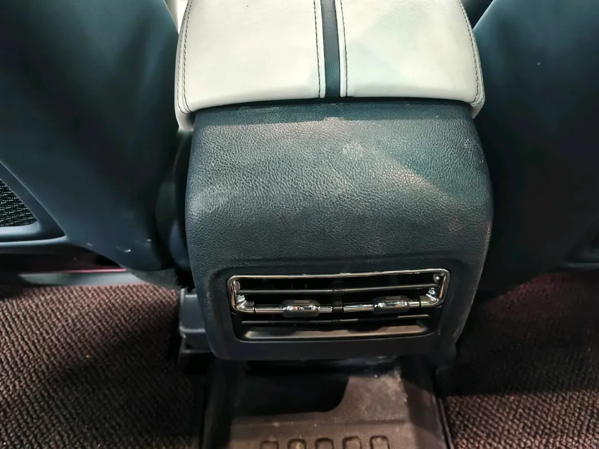 2023 Lincoln Corsair 2.0T 261HP L4 8AT,autocango,china used car exporter,china ev exporter,chinese used car exporter,chinese used ev exporter