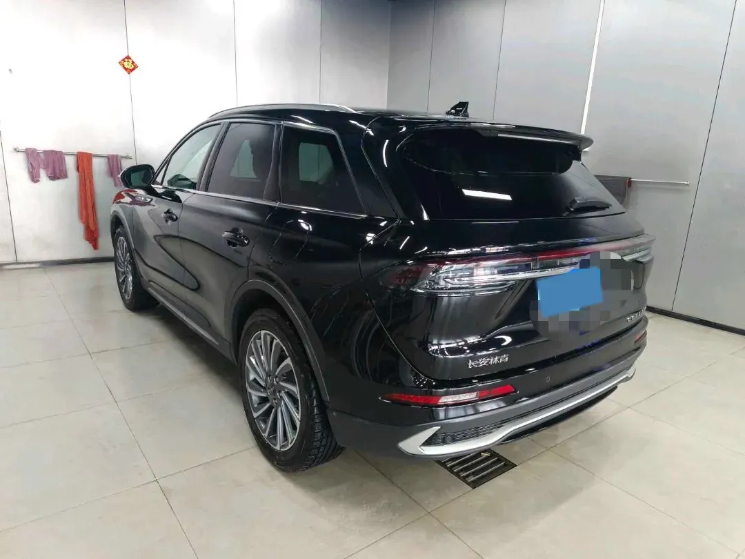 2023 Lincoln Corsair 2.0T 261HP L4 8AT,autocango,china used car exporter,china ev exporter,chinese used car exporter,chinese used ev exporter