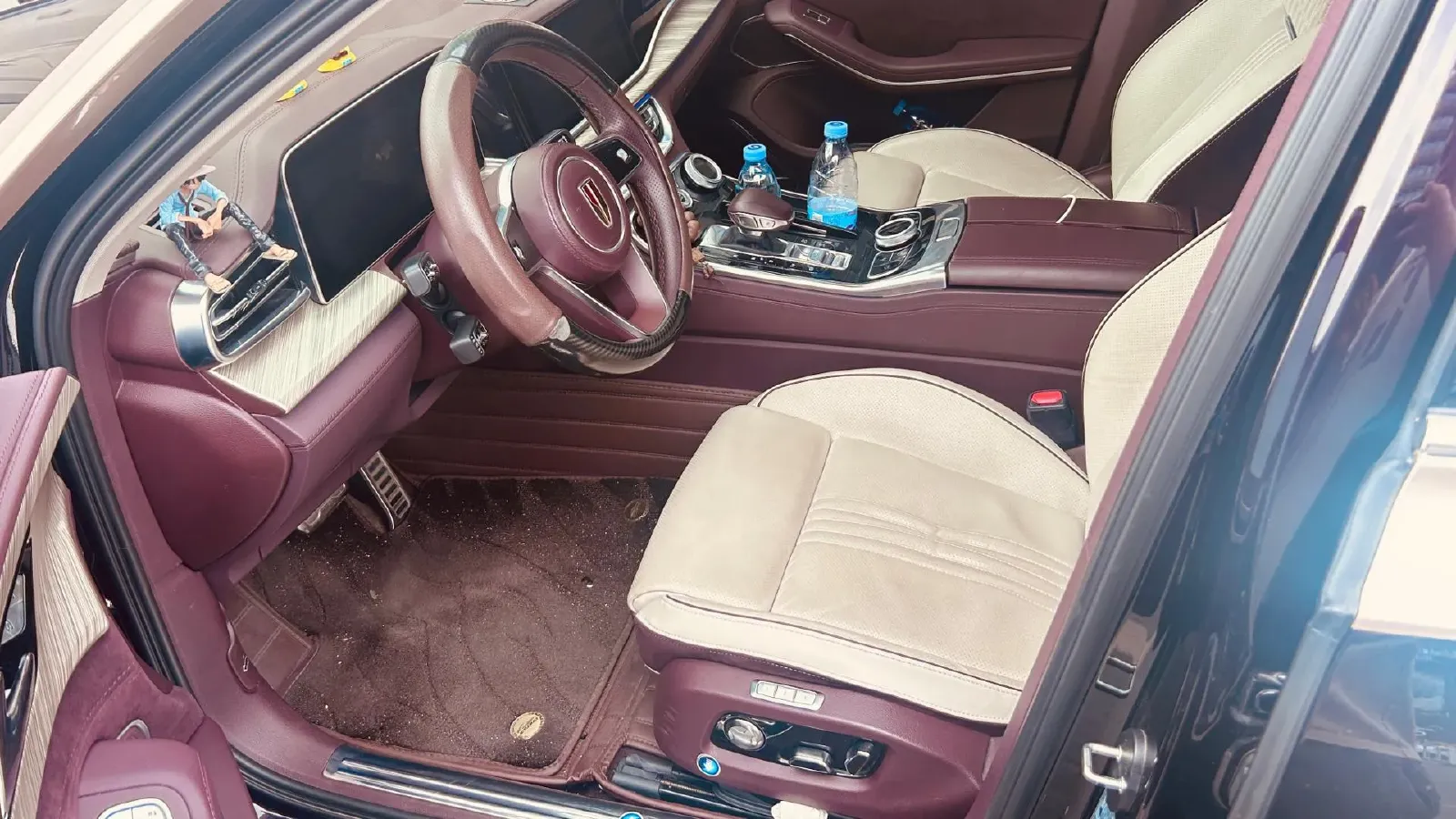 2020 HongQi H9 2.0T 252HP L4 7DCT,autocango,china used car exporter,china ev exporter,chinese used car exporter,chinese used ev exporter