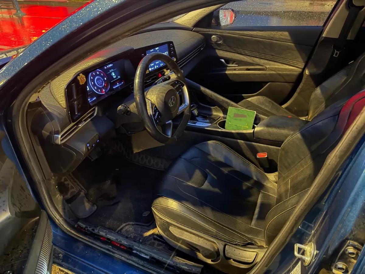 2021 Hyundai Elantra 1.5L 115HP L4 CVT,autocango,china used car exporter,china ev exporter,chinese used car exporter,chinese used ev exporter