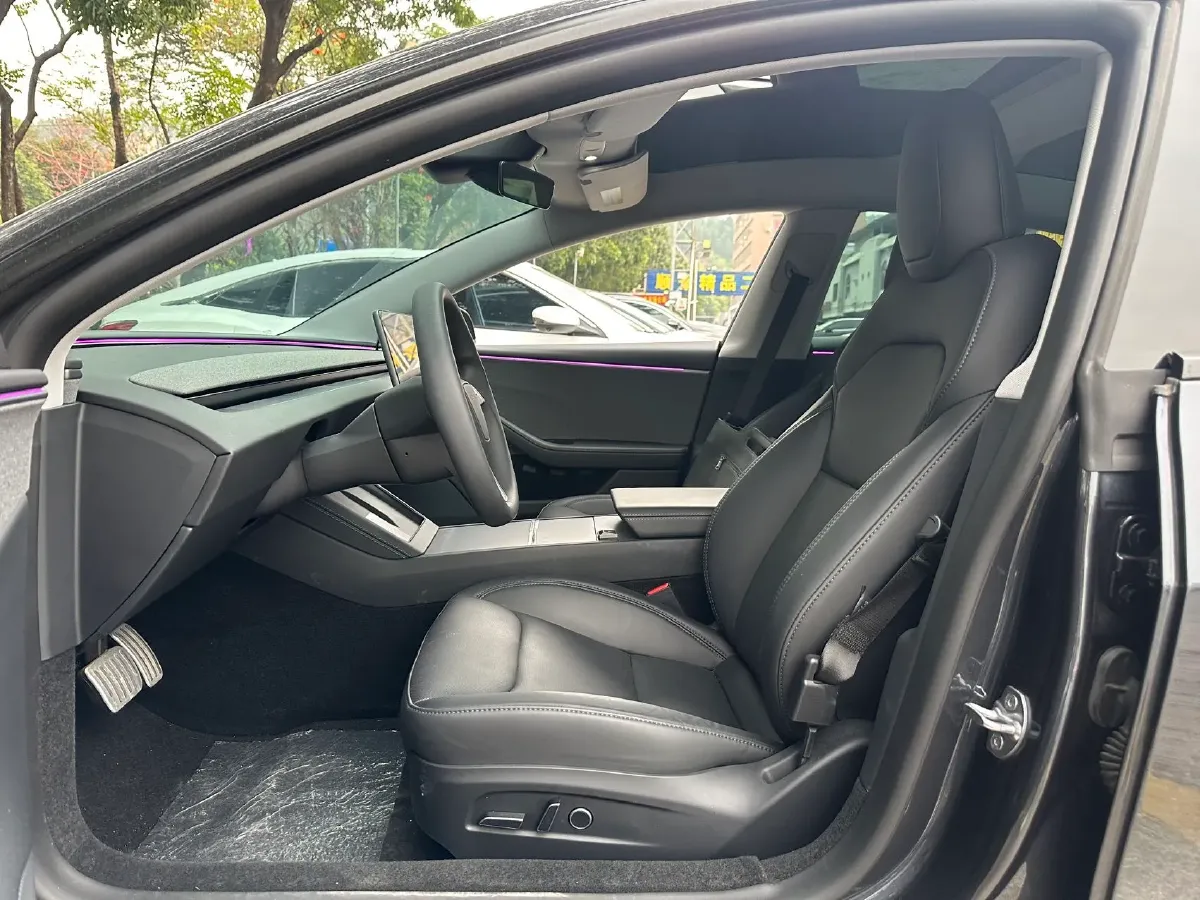 2025 Tesla Model 3 BEV 62.5KWH,autocango,china used car exporter,china ev exporter,chinese used car exporter,chinese used ev exporter