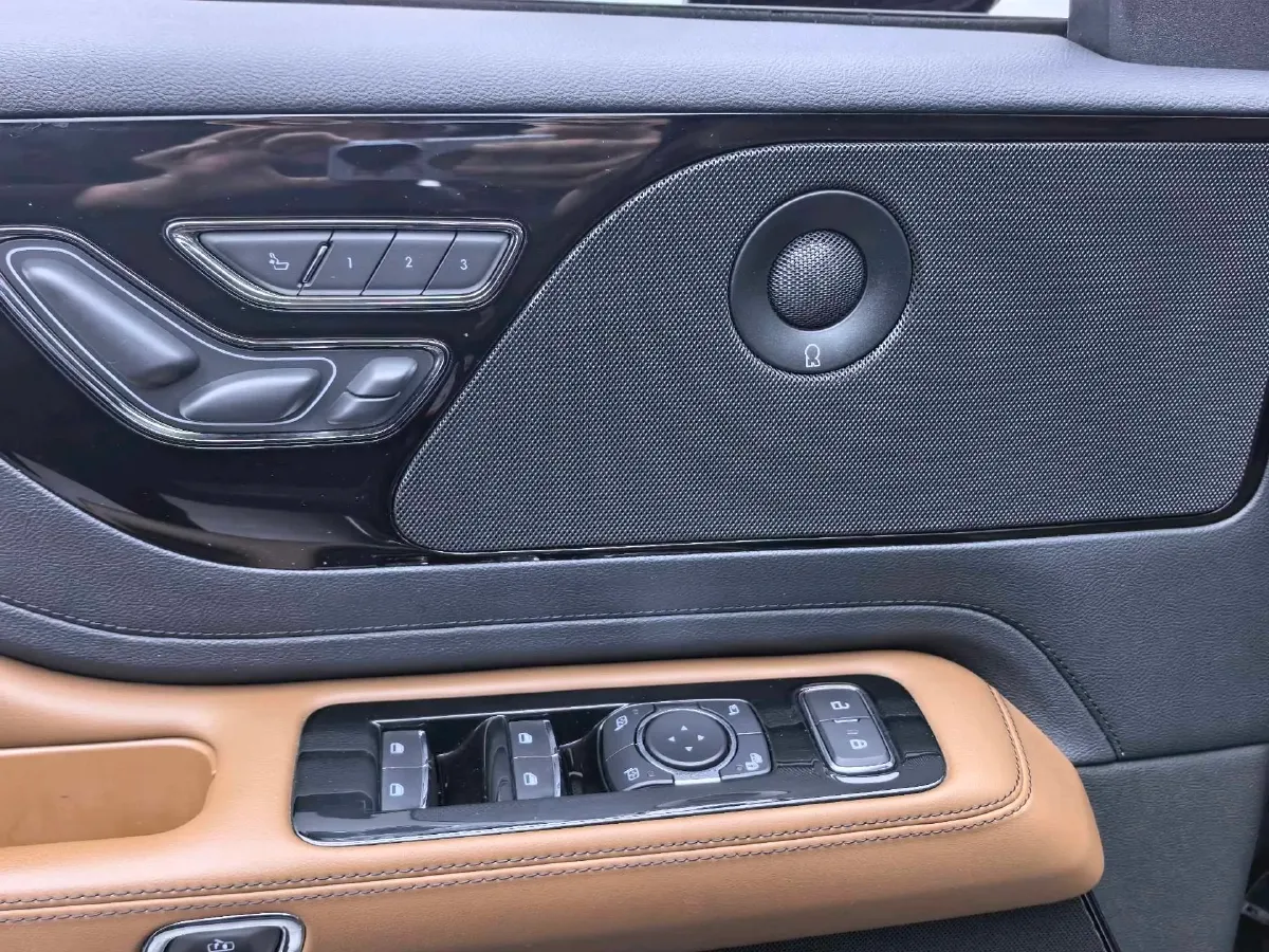 2021 Lincoln Aviator 3.0T 355HP V6 10AT,autocango,china used car exporter,china ev exporter,chinese used car exporter,chinese used ev exporter